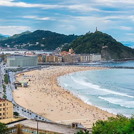 Апартаменты Piso A 5min De La Playa De La Zurriola *